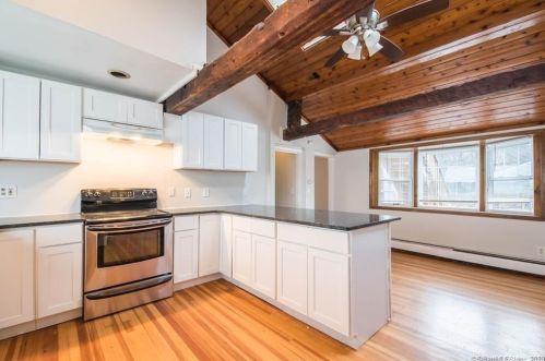 227 Windsor Ave, Windsor CT  06095-4540 exterior