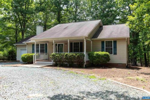 417 Jefferson Dr, Bybee, VA 22963-2808