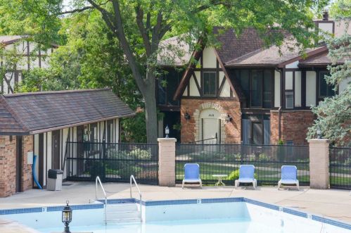 1418 Wheeler Rd, Madison WI  53704-8421 exterior