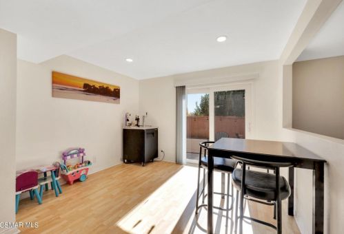 27503 Endeavor St, Calabasas CA  91301-3538 exterior