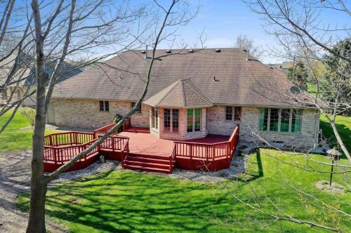 2805 Mayflower Rd, Green Bay, WI 54311-6553