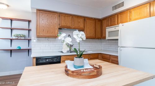 8602 San Miguel Ave, Scottsdale AZ  85250-6748 exterior