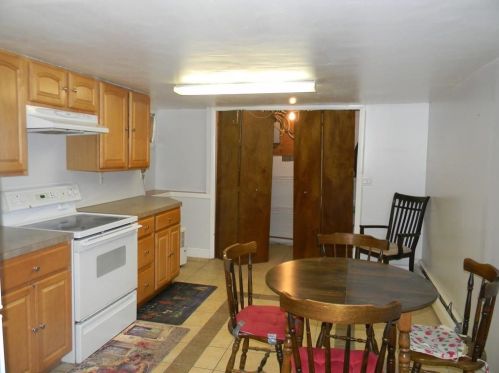 18 Eddy St, Providence RI 02903-1702 exterior