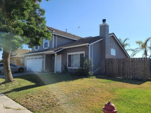 1611 Lochbrea Ct, Newman, CA 95360-1724