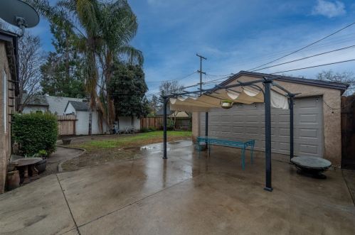 429 Myrtle Ave, Modesto, CA 95350-5924