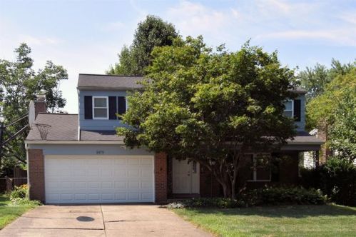 8479 Denallen Dr, Cincinnati, OH 45255-2677