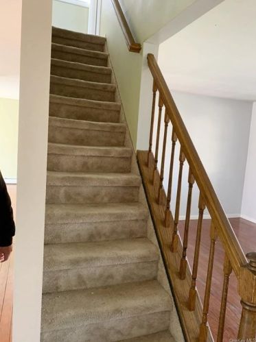 75 Sackett Lake Rd, Monticello NY  12701-4514 exterior