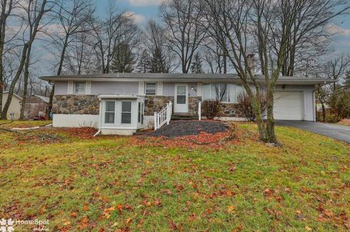 104 Long St, Bangor, PA 18013-2249