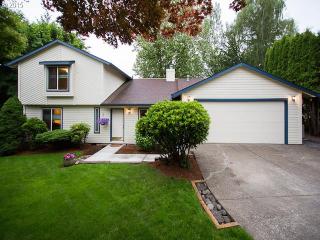14758 Daphne Ct, Beaverton, OR 97007-5162