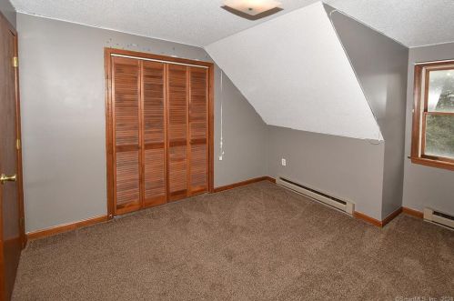 35 Grant Hill Rd, Coventry CT  06238-1115 exterior