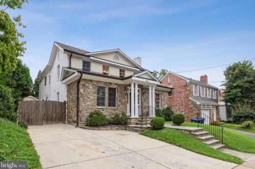 4009 Van Ness St, Washington, DC 20016-2117