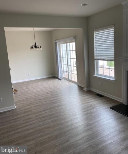 44 Clement Ct, Downingtown PA  19335-4965 exterior