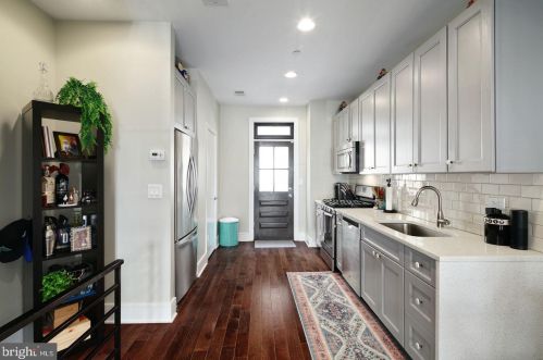 2621 Cedar St, Philadelphia PA  19125-2335 exterior