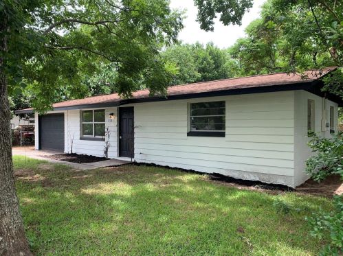 12541 Lona St, Tavares, FL 32778-4475