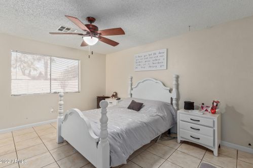 3068 89 Dr, Phoenix AZ 85037-1171 exterior