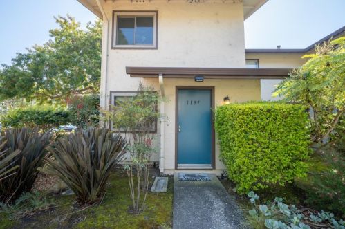 1137 Oddstad Blvd, Pacifica CA  94044-3850 exterior