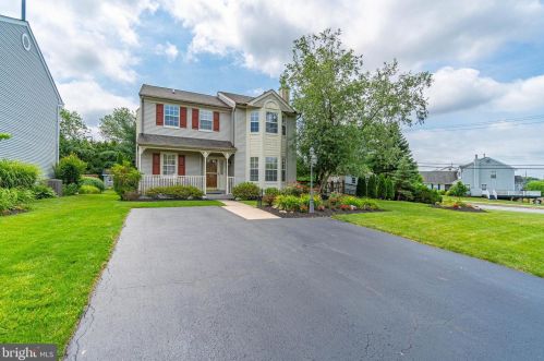 165 Regents Rd, Collegeville, PA 19426-1731