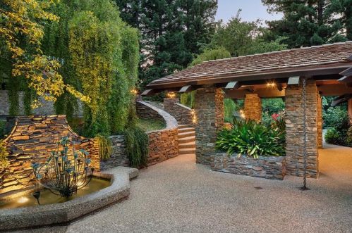 301 Olive Hill Ln, Redwood City, CA 94062-3669