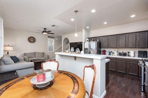 9950 Macabee Ln, Elk Grove CA  95757-2551 exterior