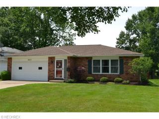 6610 Forest Glen Ave, Cleveland, OH 44139-4026