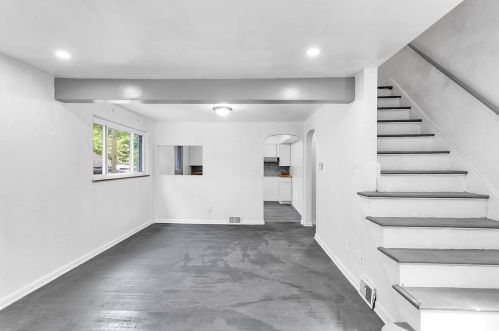 3111 Mary St, Pittsburgh, PA 15203-2543