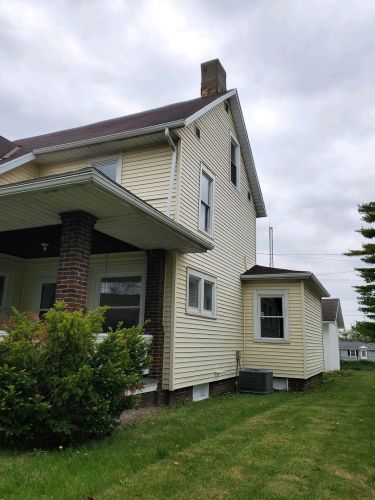 119 Hinde St, Washington Ch, OH 43160-1307