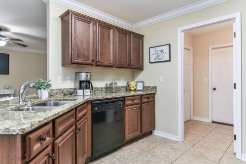 73 10th St, Shalimar FL  32579-1553 exterior