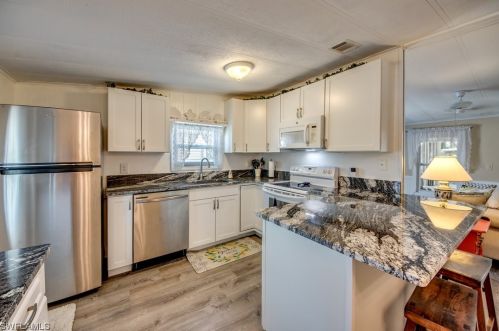 7196 Drum Dr, Saint James City FL  33956-2726 exterior