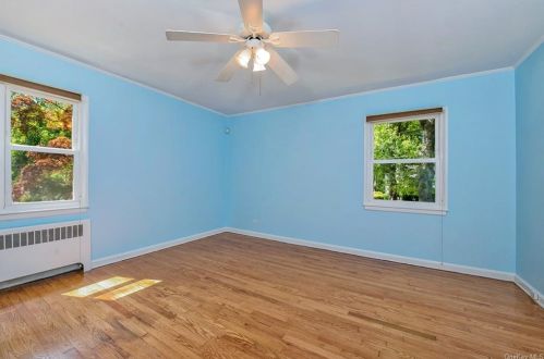 50 Abingdon Ln, Scarsdale NY  10583-6649 exterior