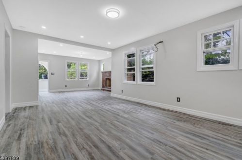 16 Dayton Cres, Bernardsville NJ  07924-2704 exterior