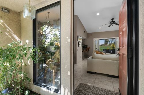 38 Mission Ct, Rancho Mirage, CA 92270-1327