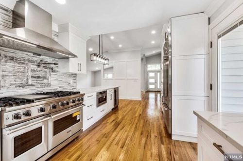 187 Charlotte Pl, Englewood NJ  07632-1615 exterior