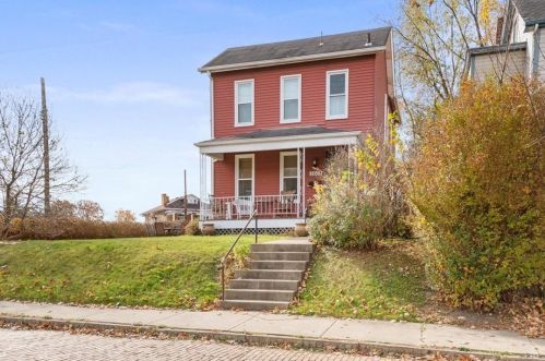 2669 Center St, Pittsburgh, PA 15205-2442