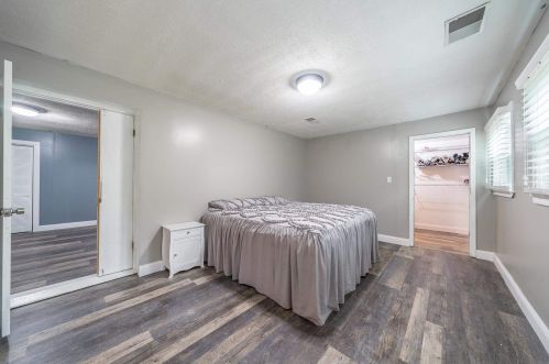 2511 Rardin Ct, Covington KY  41017-1121 exterior