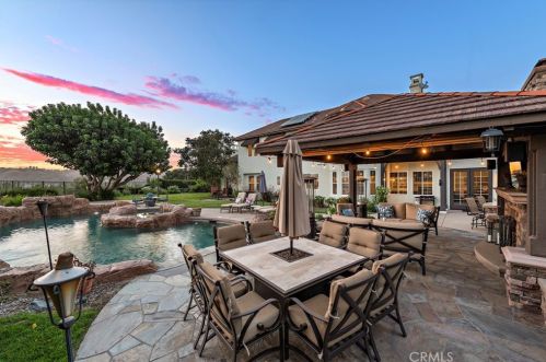 3 Normandy Ct, Trabuco Canyon, CA 92679-8600