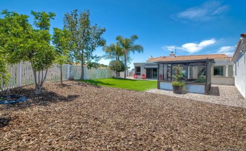 37550 Avenida Bravura, Temecula CA  92592-9054 exterior