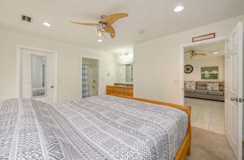 883 Squirrel Rd, Defuniak Springs FL  32433-7686 exterior