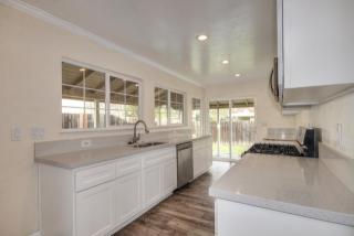 2008 Eastern Ave, Sacramento CA  95864-0801 exterior