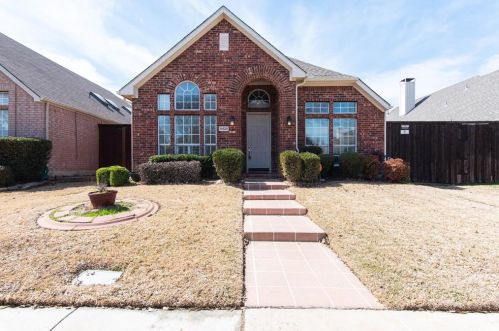 8429 Pipe Stone Dr, Plano TX  75025-4201 exterior