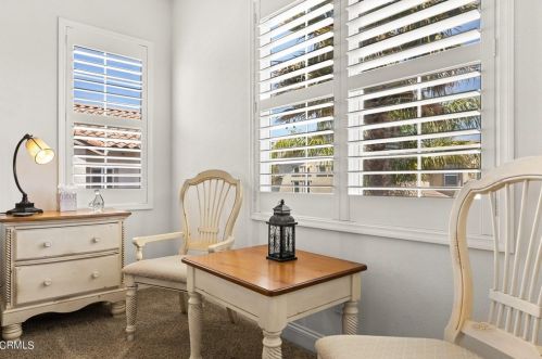 871 Coronado Cir, Santa Paula CA  93060-1666 exterior