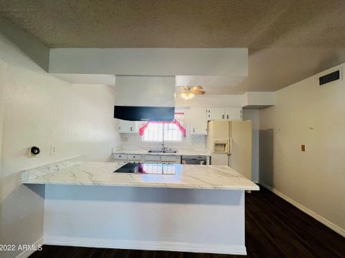 2814 55th Ave, Phoenix, AZ 85035-1805