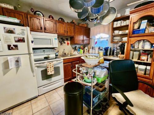 70 Haggerty Rd, Wantage NJ  07461-2706 exterior