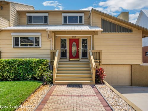 1697 Riverside Dr, Titusville, FL 32780-4729
