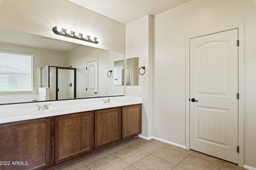 4031 Torrey Pne Ln, Chandler AZ  85249-3871 exterior