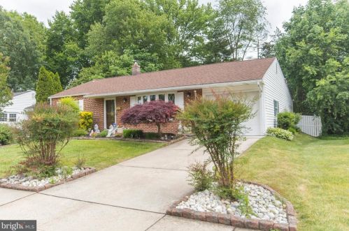 106 Homewood Rd, Wilmington, DE 19803-3404