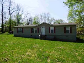 117 4th St, Chandler, IN 47610-9795