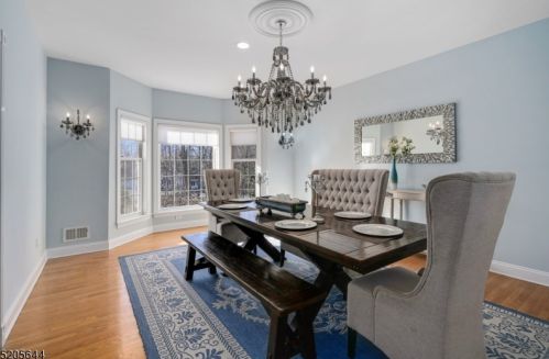 409 Beverwyck Rd, Parsippany NJ  07054-1537 exterior