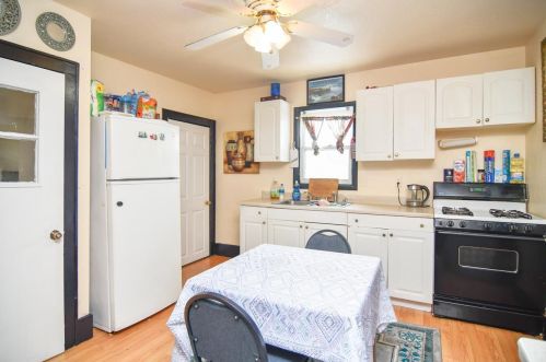 716 Elizabeth St, Green Bay, WI 54302-1926