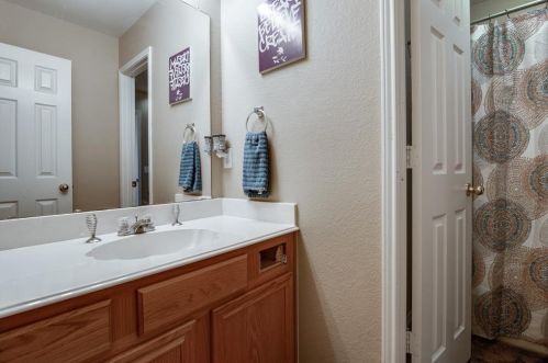 104 Rolling Mdw, St Paul TX 75098-5159 exterior