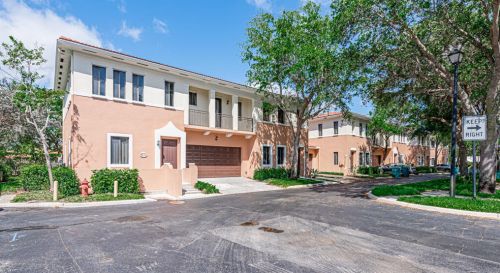 2610 Venetian Dr, Boynton Beach, FL 33426-7474